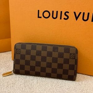 Louis Vuitton Z wallet!